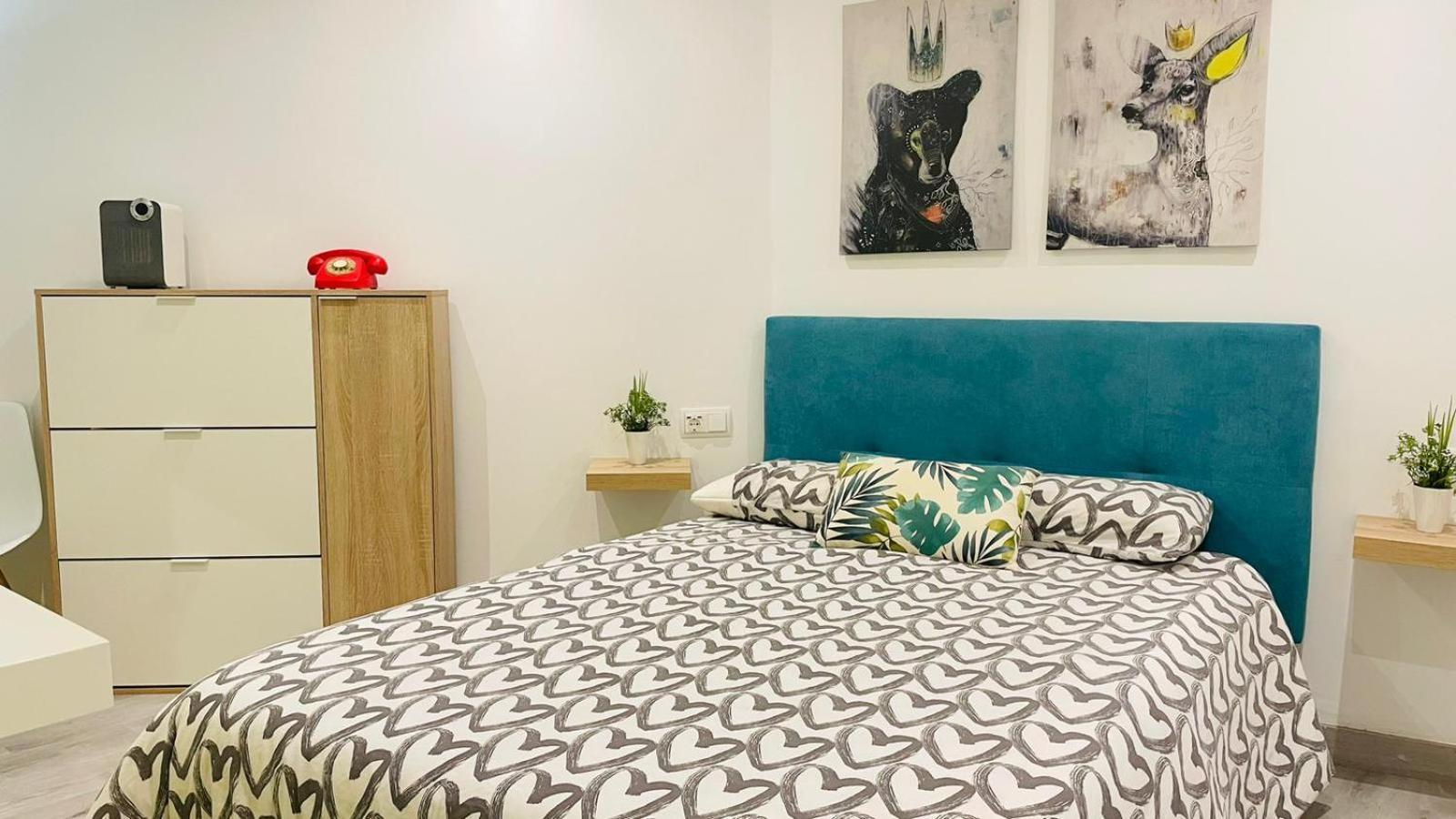 Doble En Casa Compartida Con El Anfitrion - Double Bedroom In Shared House With The Host *